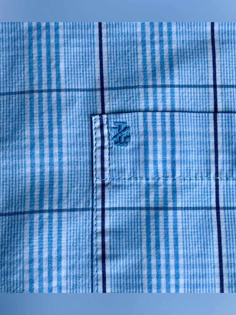 IZOD Premium Essentials Blue Plaid Button‎ Down Long Sleeves Classic Fit Shirt